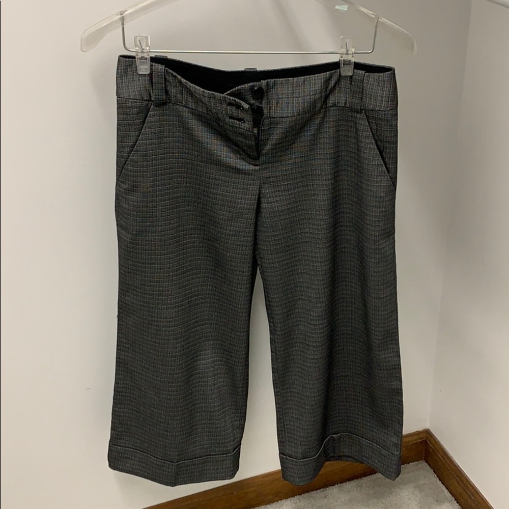 Express size 2 Crop pants